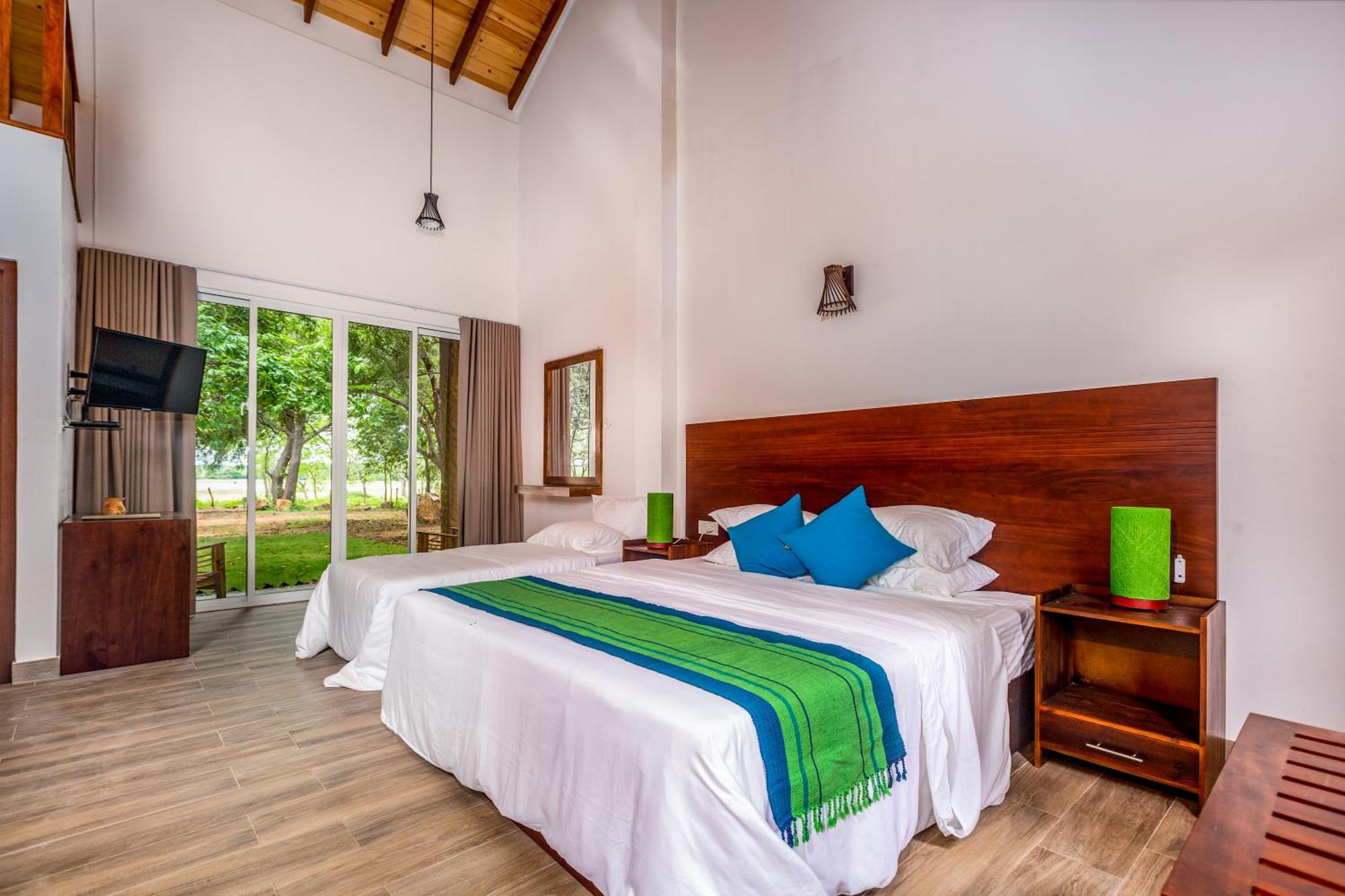 Tranquil Wild Villa Tanamalwila Exterior photo