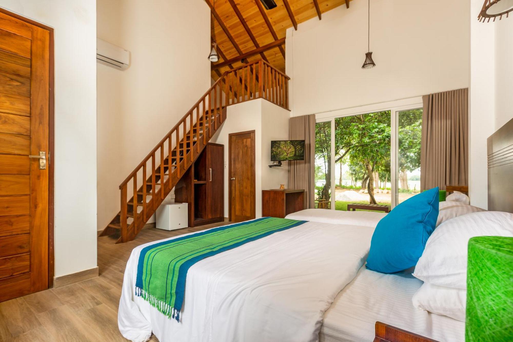 Tranquil Wild Villa Tanamalwila Exterior photo